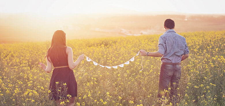 Photo of 友达以上，恋人未满时……
